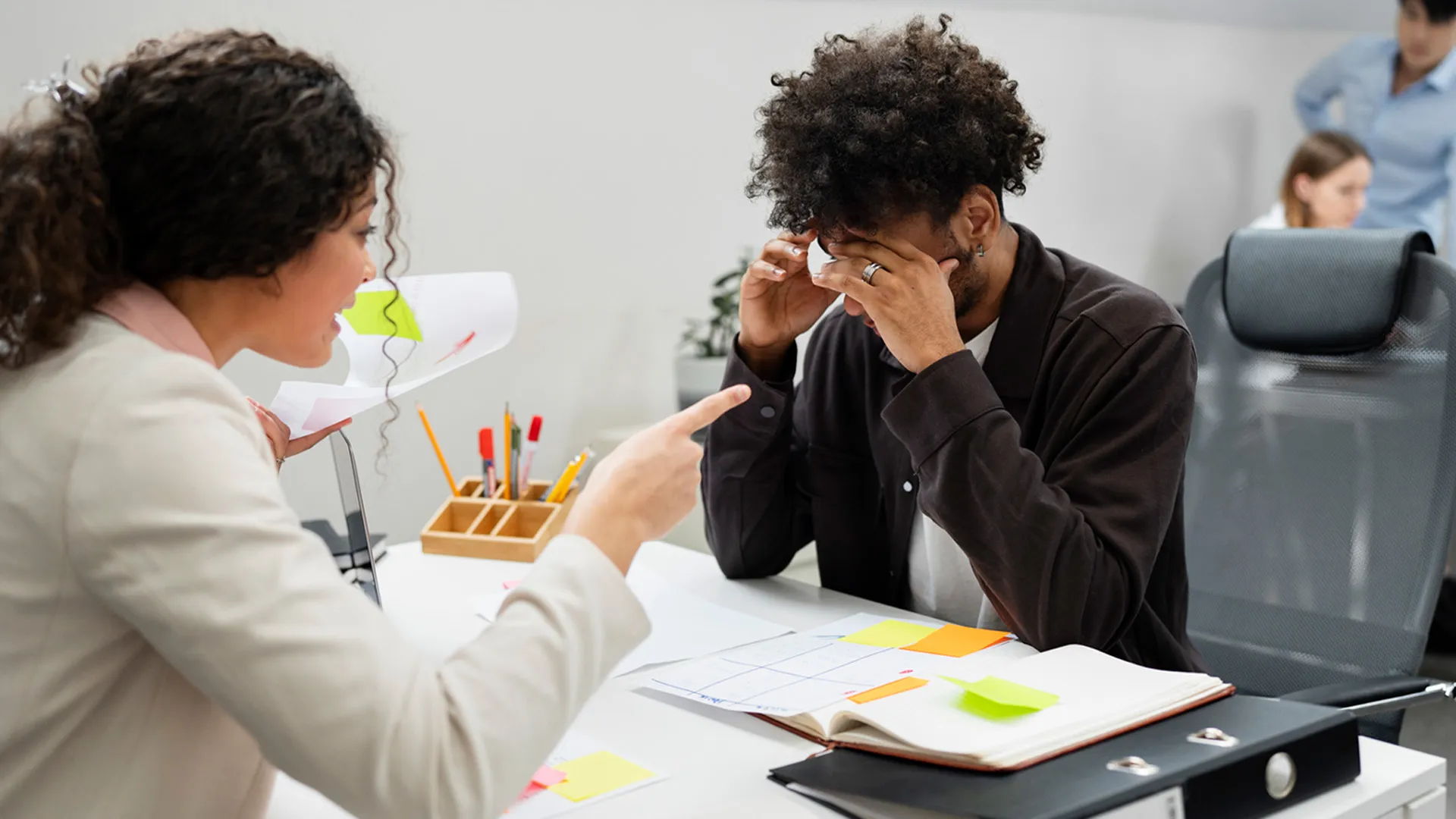 Nova Norma Trabalhista Brasileira Responsabiliza Empresas pela Saúde Mental dos Funcionários