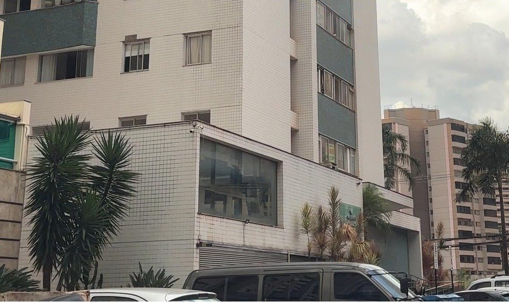 Ex-síndica é presa por desviar